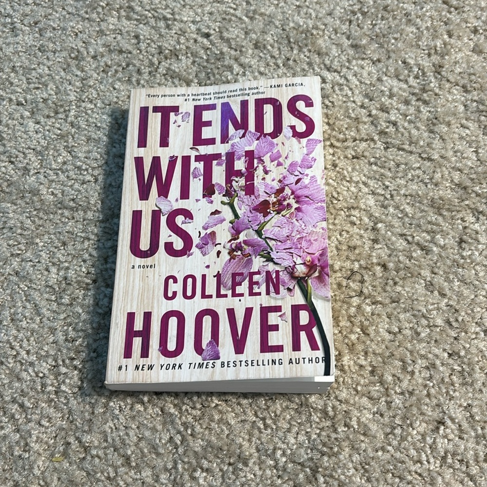 It Ends With Us by Colleen Hoover